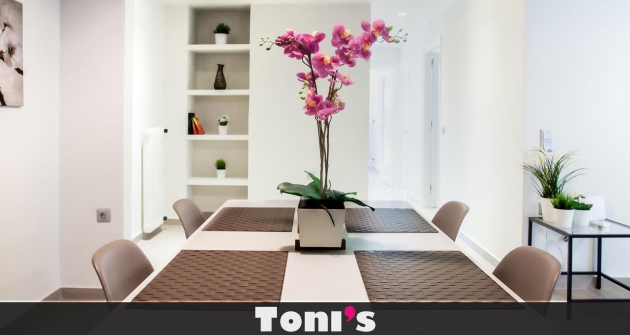 Toni'S Spacious Apartment Next To Acropolis Museum Athen Eksteriør billede